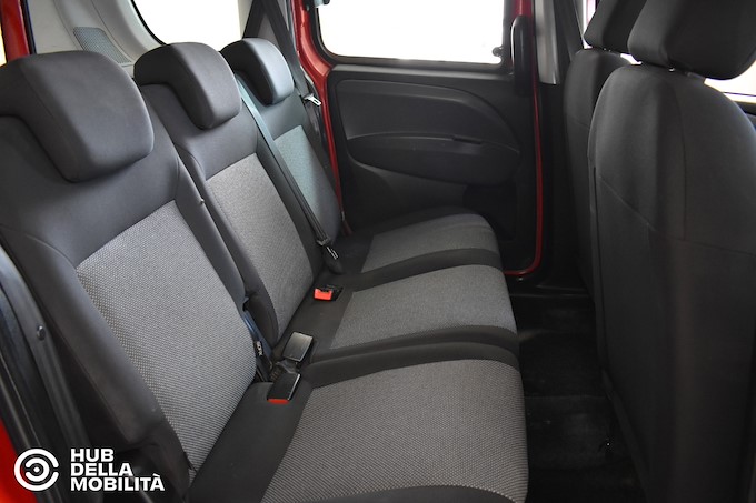 FIAT Doblò 1.4 T-Jet 16V Natural Power Dynamic